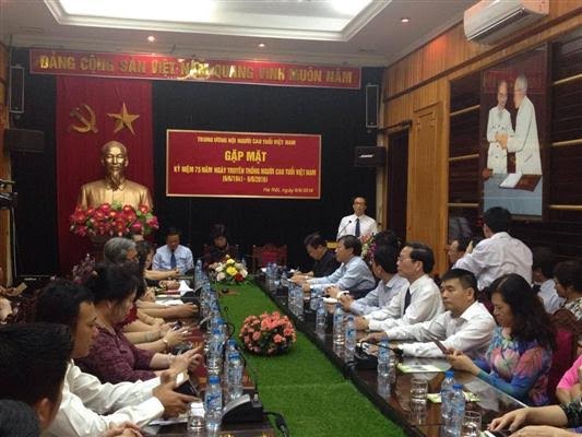 Vietnam: Les personnes âgées oeuvrent pour l'édification et la défense nationales - ảnh 1